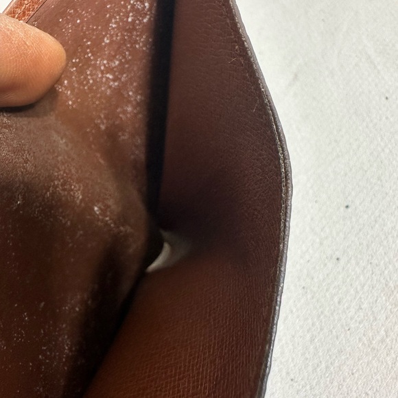 Louis Vuitton Wallet - Picture 8 of 10